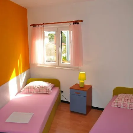 Annika Apartment *
