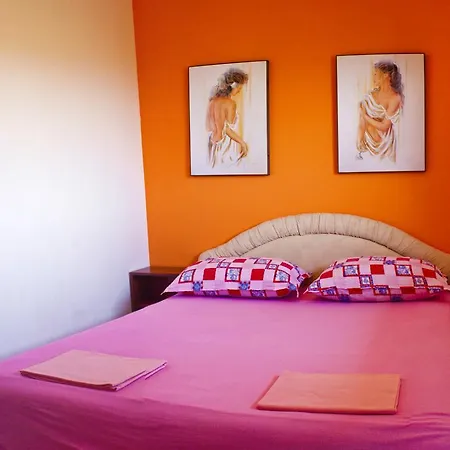 Apartament Annika Slatine
